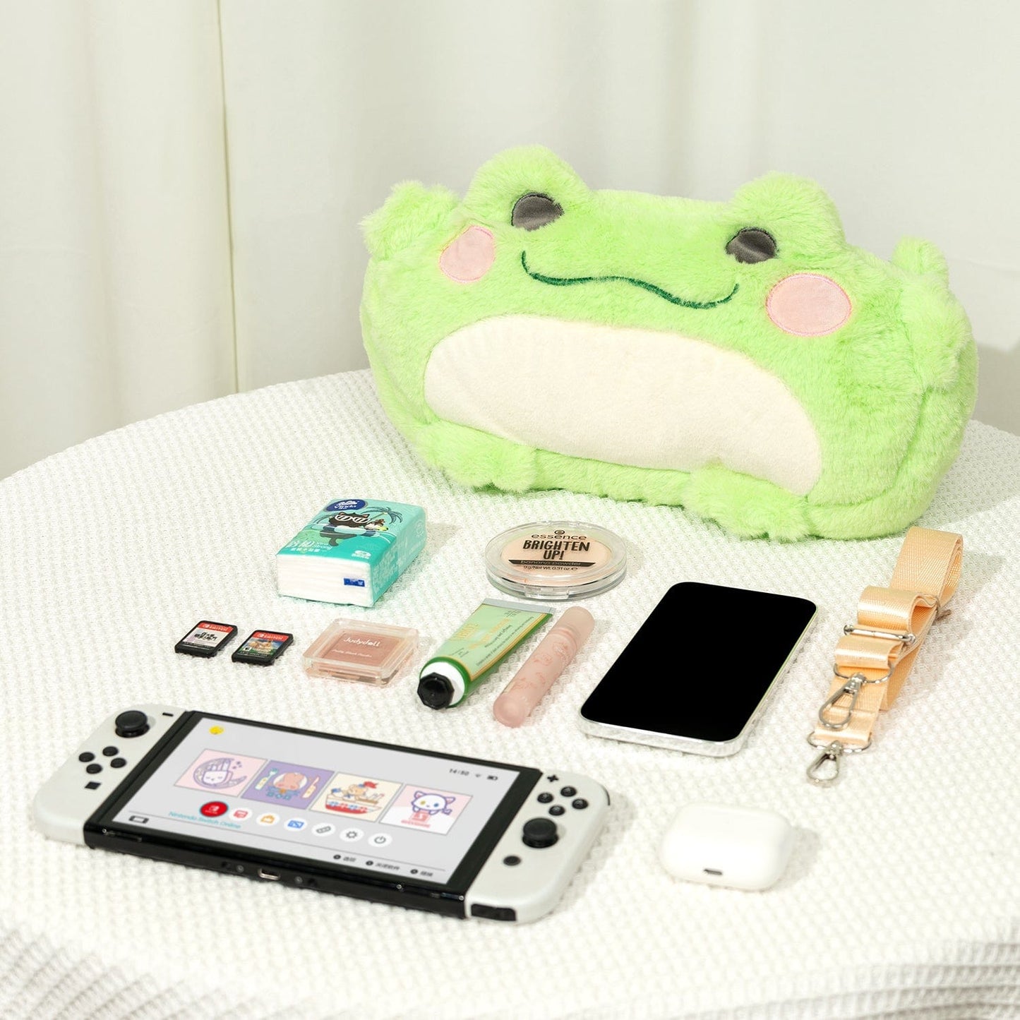 GeekShare Frog Plush Carrying Bag