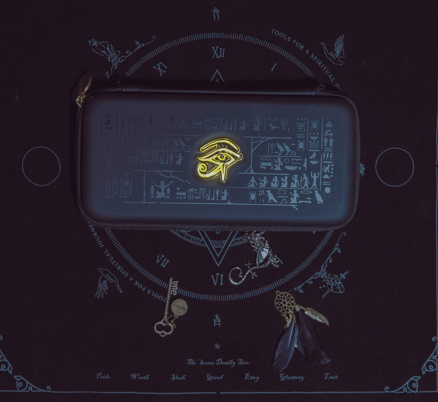 Geekshare Mysterious Kingdom Carrying Case Geekshare Mysterious Kingdom Carrying Case for Nintendo Switch