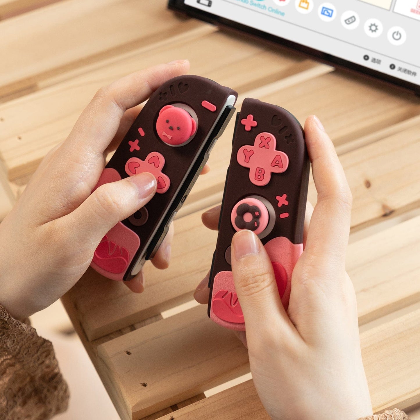 GeekShare Kuma Donut Silicone Protective Case