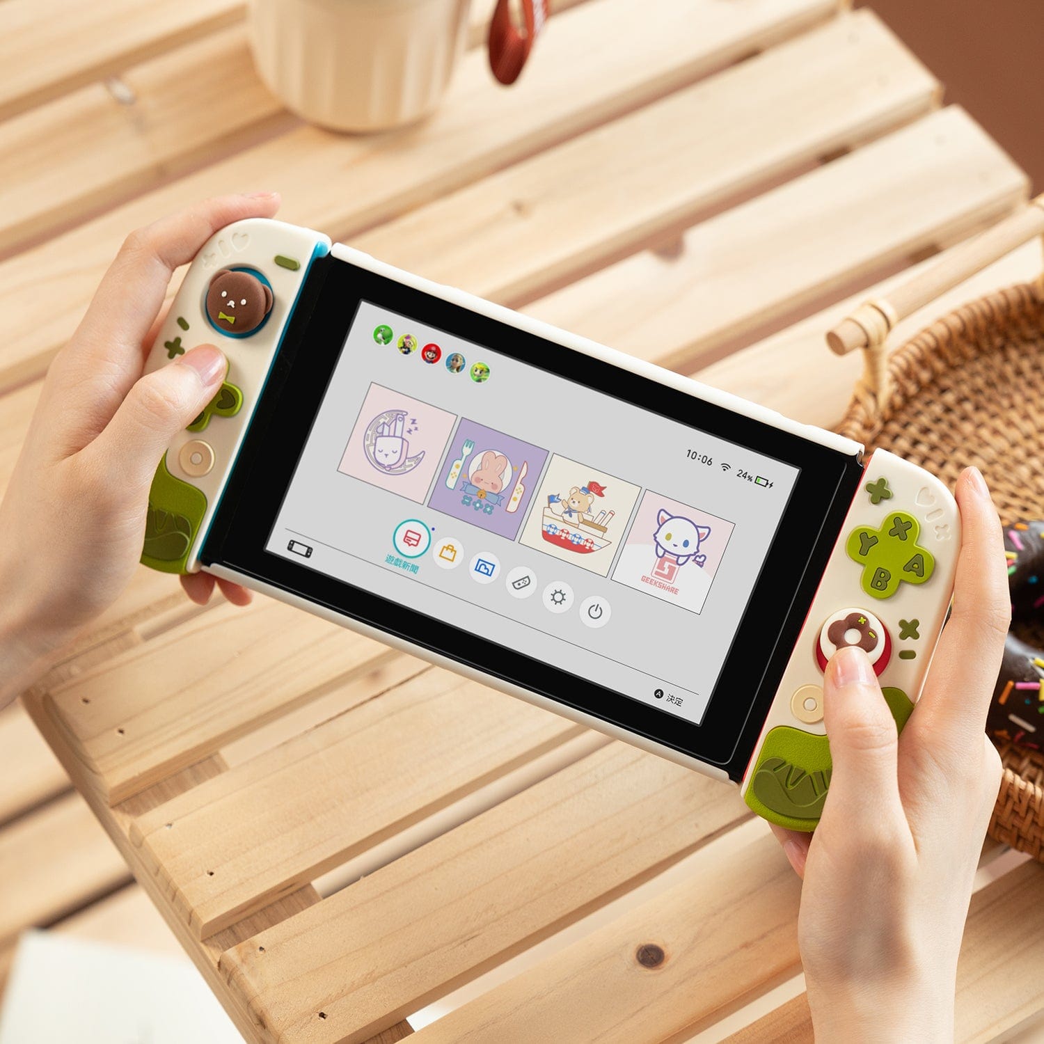 GeekShare Kuma Donut Silicone Protective Case