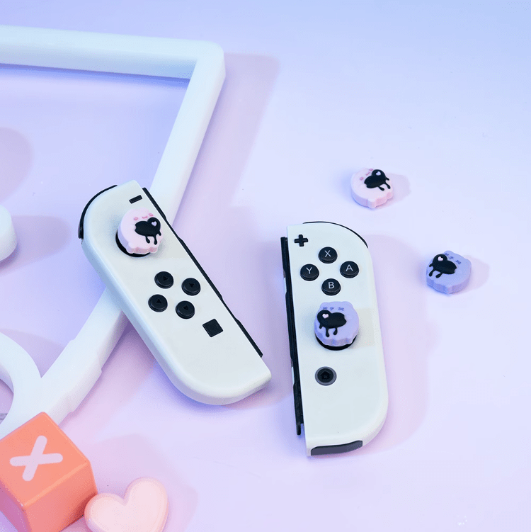 GeekShare Melting Heart Thumb Grip Caps