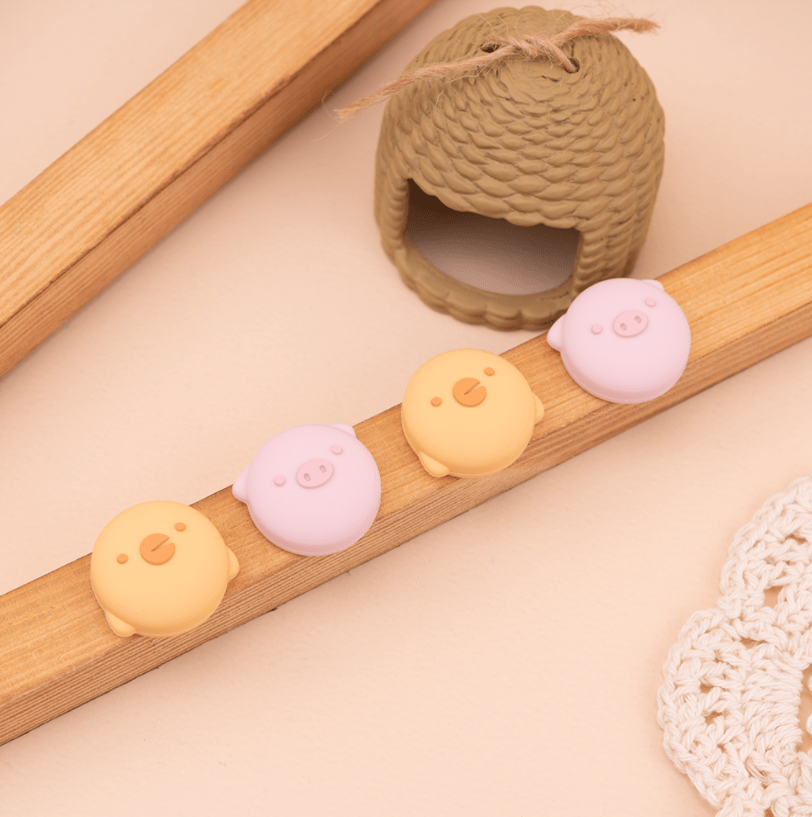 GeekShare Animal Theme Thumb Grip Caps PS4/PS5 -Pig&Chicken