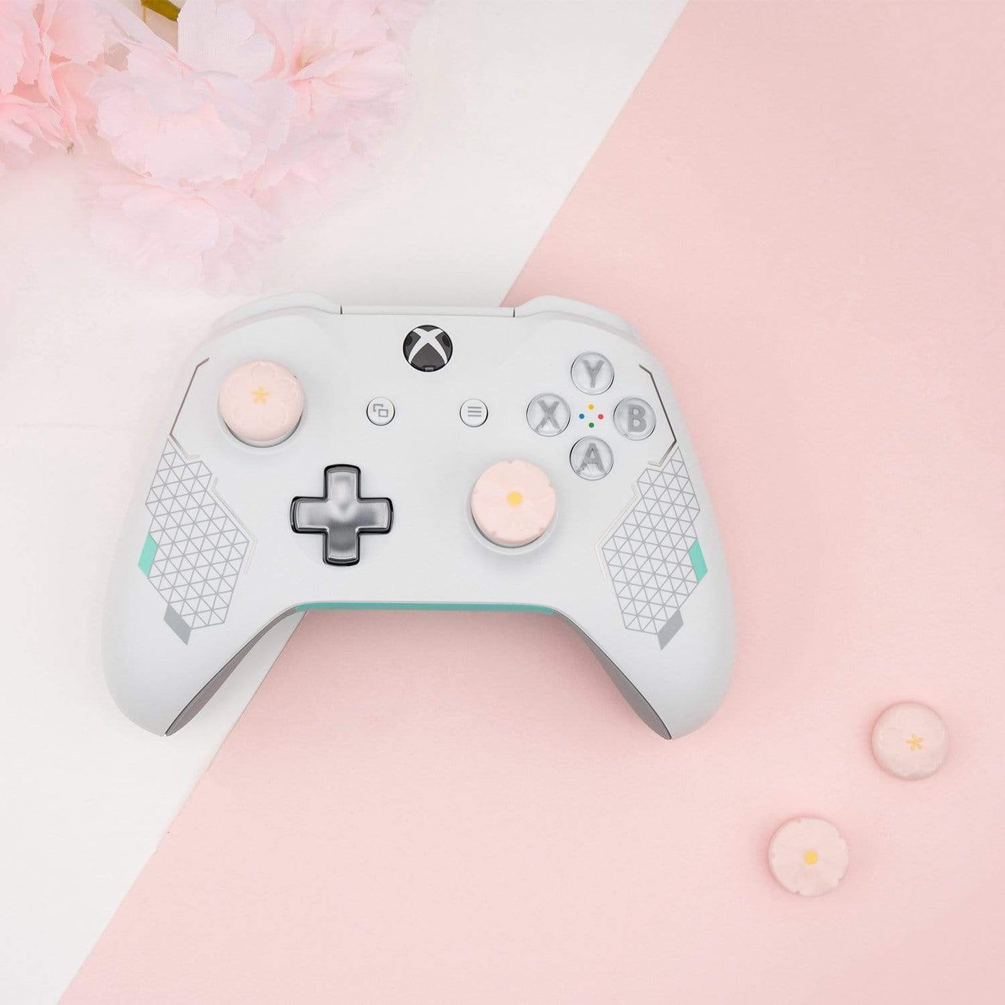 GeekShare New Sakura Thumb Grip Caps for Xbox One GeekShare Sakura Thumb Grip Caps for Xbox One Controller 4PCS